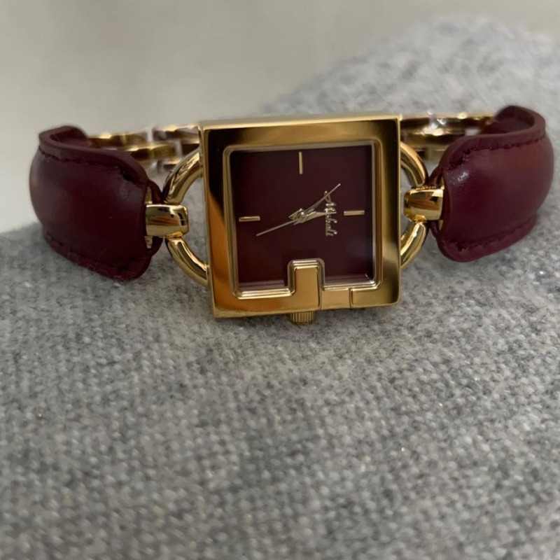 PEIYING Niche High-end Design  - Leather Bracelet recensie en prijs